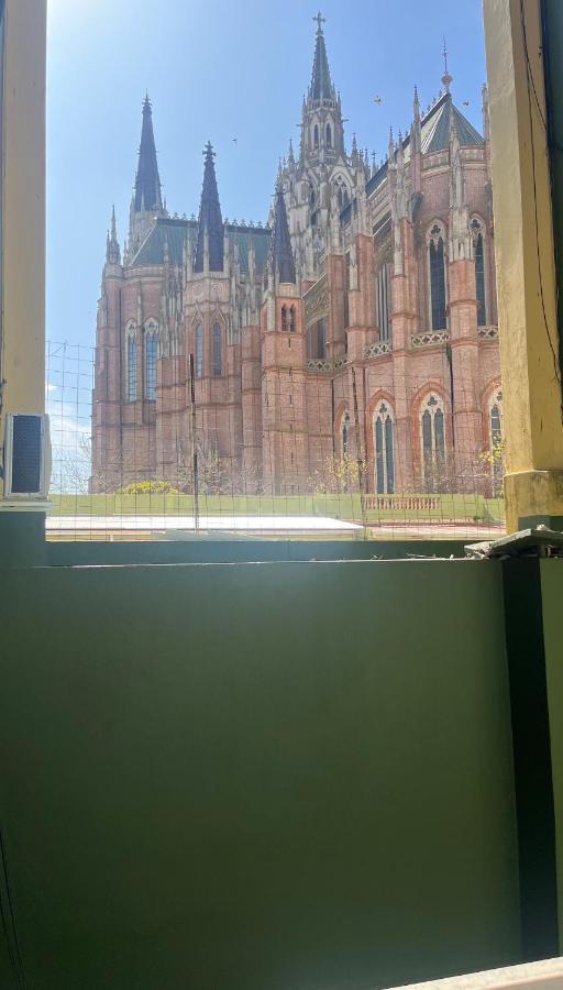Departamento Temporal Catedral Con Cochera A 100 Metros Para Autos Chicos - Medianos La Plata Luaran gambar